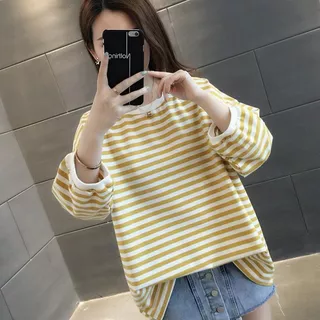 เข้าใหม่ เสื้อผ้าแฟชั่นคุณผู้หญิง เสื้อยืดแขนยาวลายทางสวยๆ เนื้อผ้ายืดเนื้อนิ่มเด้งใส่สบายไม่หนา เหมาะกับอากาศบ้านเรา