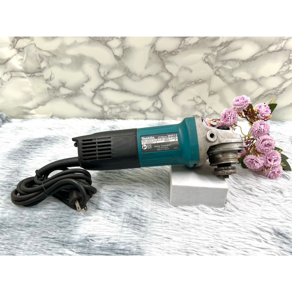 เครื่องเจียร์ Makita M9512