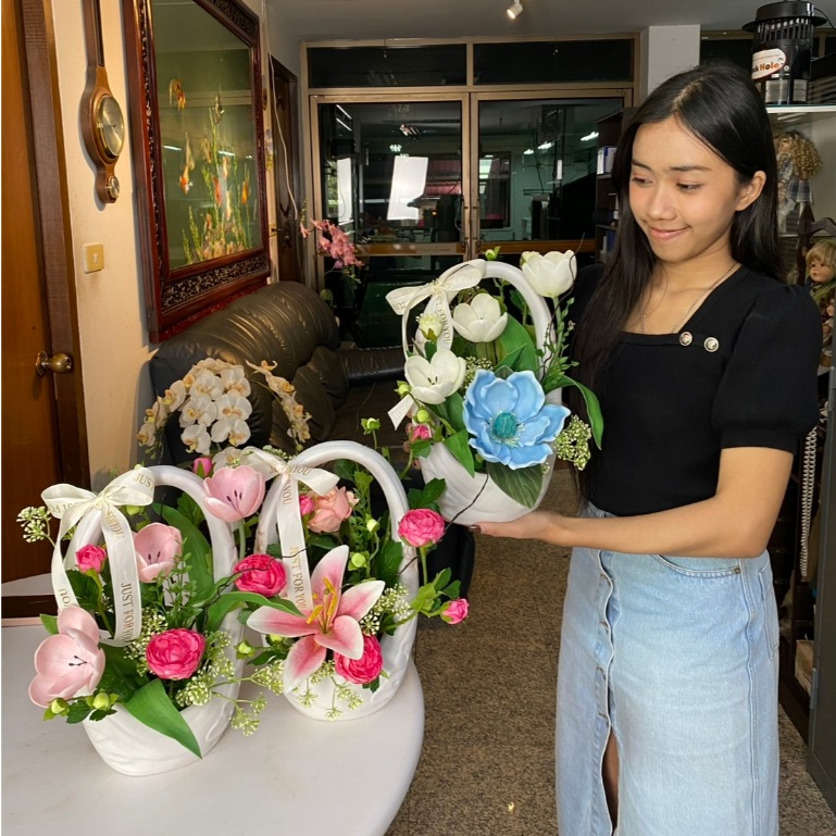 Akara Dokmaii กระเช้าดอกไม้ปลอม กระเช้าดอกไม้แสดงความยินดี - รูปที่ 4