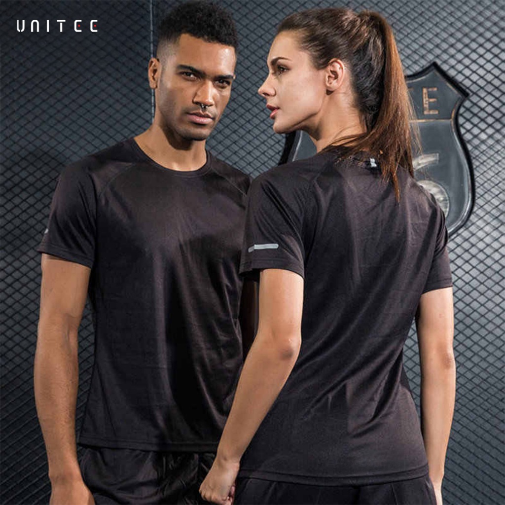 Unitee ชุดกีฬา ชุดออกกำลังกาย เสื้อและกางเกง ระบายอากาศได้ดี ไม่อับชื้น แห้งไว กระเป๋ากางเกงมีซิป