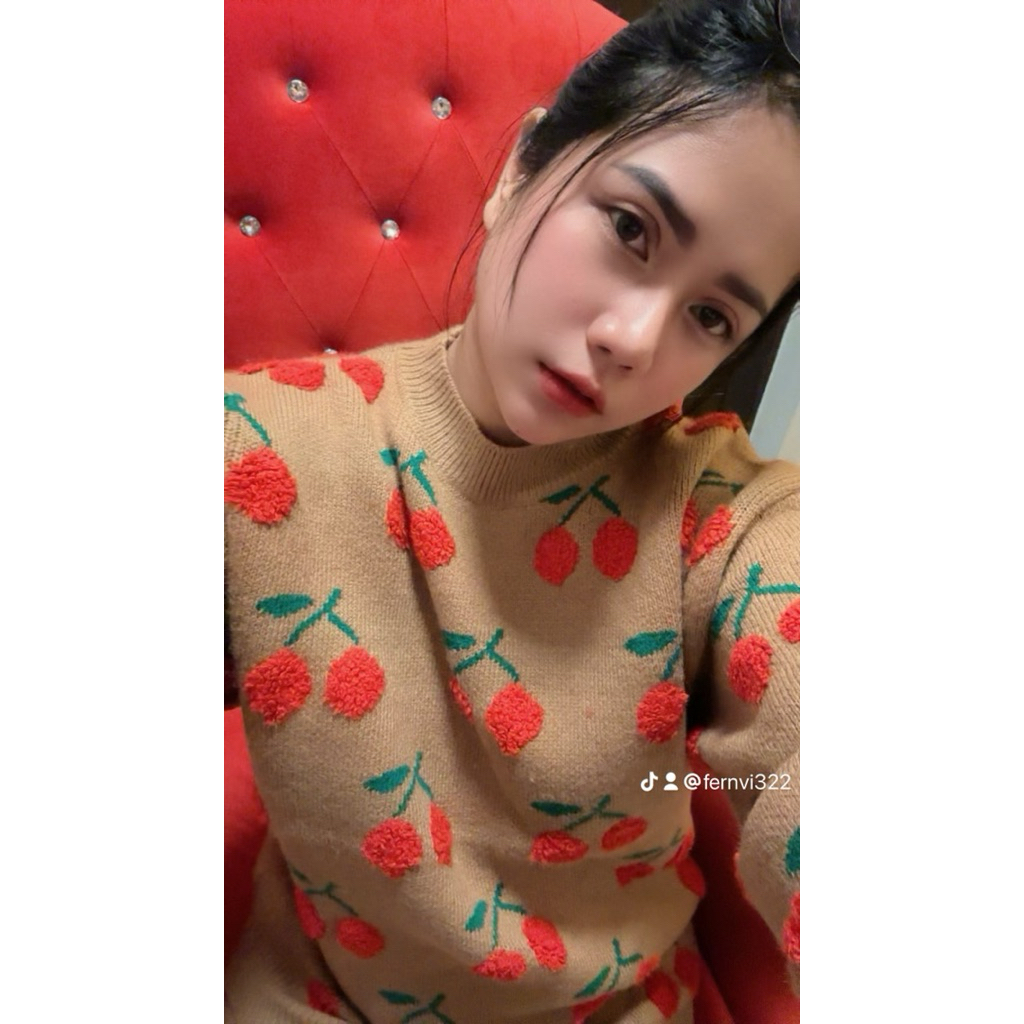 VIP1 เสื้อแขนยาวไหมพรม ลายเชอรี่แดง อก46-68 ยาว29