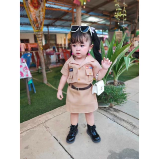 คุณครูตัวน้อยน่ารัก🔥175฿🔥ได้ทั้งเซ็ท3ชิ้น เสื้อ+กระโปรง+เข็มขัด🚗