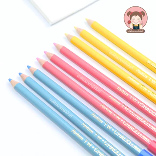 ดินสอสี ดินเขียนผ้า ดินสอวาดลายผ้า มีแปรงปัด ตรา TW Made in JAPAN (ซักออกง่าย ไม่ทำลายสีผ้า)