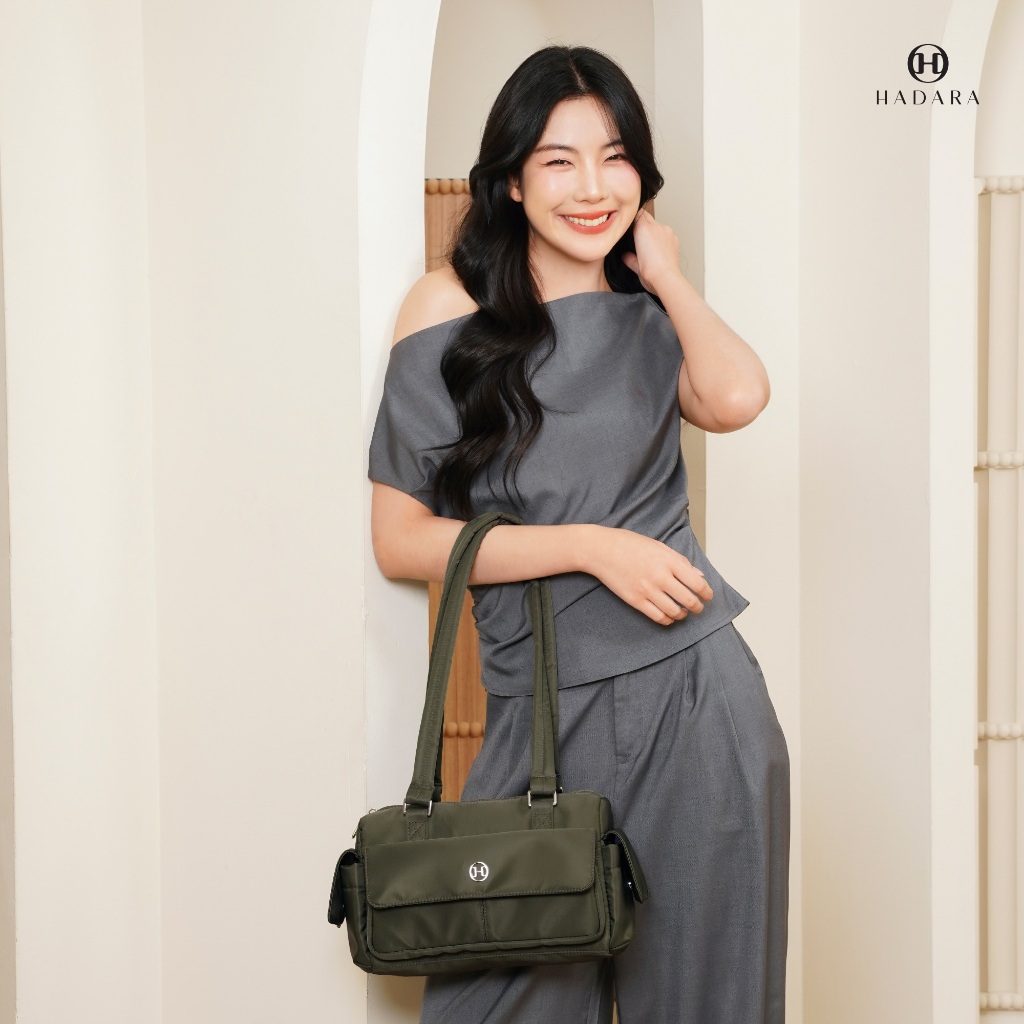 Hadara Classic 95 กระเป๋าสะพายข้าง ผ้า Deluxe Nylon น้ำหนักเบา กันน้ำ 80% ใส่ iPad mini ได้ ราคา ถูกที่สุด ดีลบีเคเค แกลเลอรีภาพที่ 4