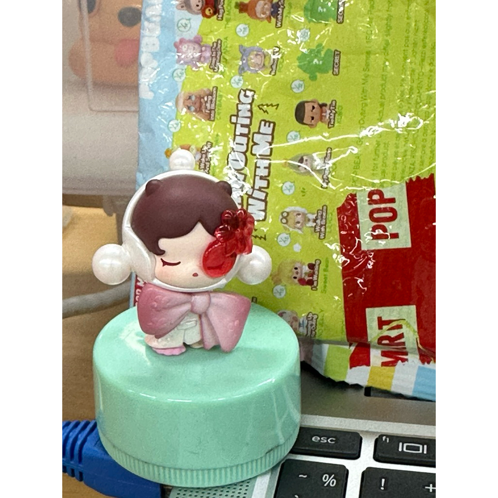 แกะดูตัวแล้ว POP Beans Secret #POP MART Going Outing with Me แท้100%