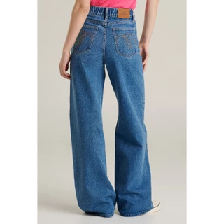 Mc JEANS (แม็คยีนส์) กางเกงยีนส์ผู้หญิง ทรงขากระบอก ปลายขากว้าง เอวสูง สีฟอกกลาง MFWP234