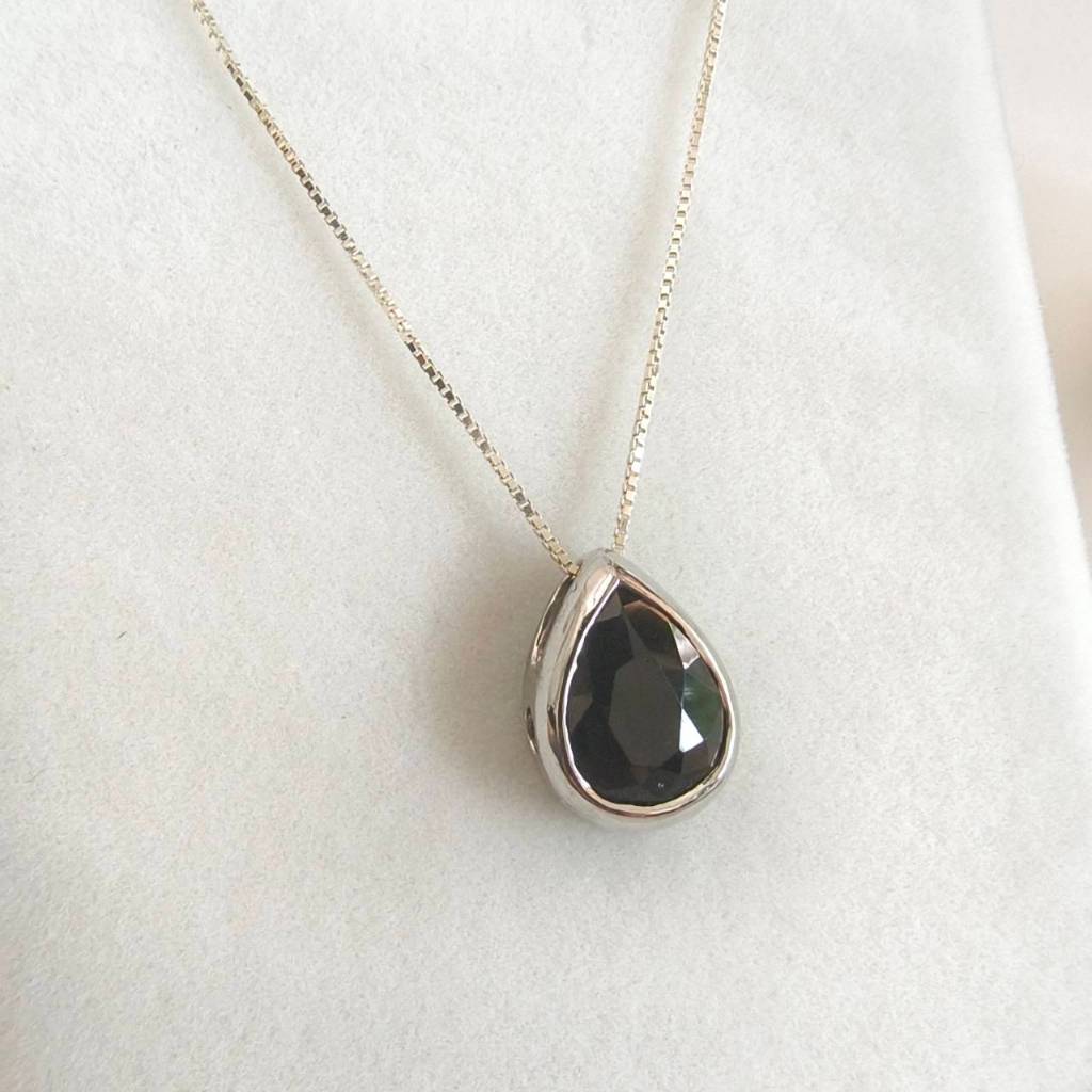 สร้อยคอเงินจี้หินสะเก็ดดาว Tektite