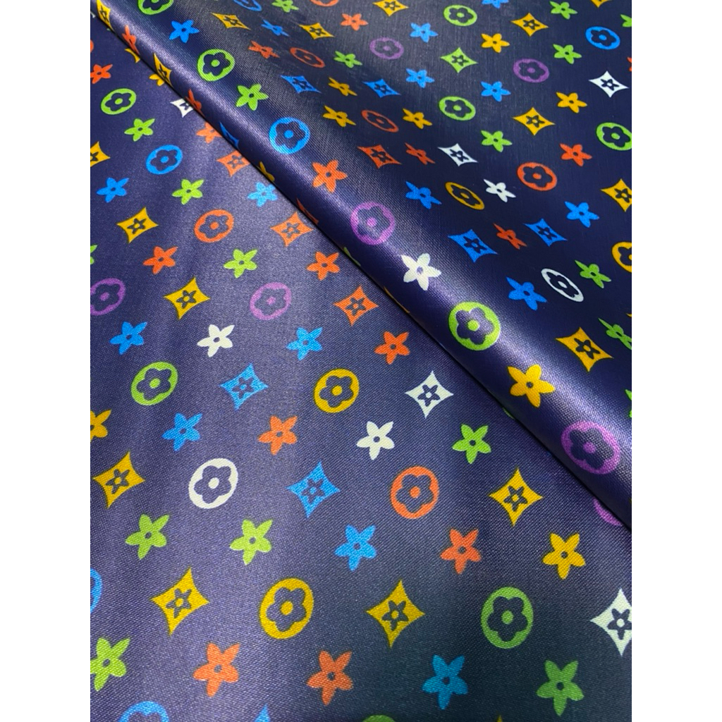 ผ้าปูโต๊ะยางพารา [เย็บขอบอย่างดี] ลายขนนกหลากสี กันน้ำทนความร้อนทำความสะอาดง่าย - รูปที่ 3