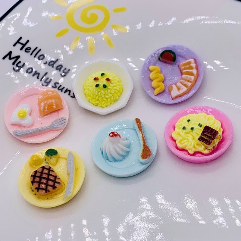 j318จานมีอาหารสีพาสเทลแพ็คละ 10 ชิ้น