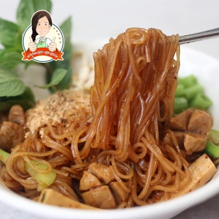 ซอสก๋วยเตี๋ยวแห้ง คุณละออง ขนาด250ml (300กรัม) แค่ลวกแล้วคลุก อร่อย เตรียมง่าย สบายเวลา อิสลามทานได้