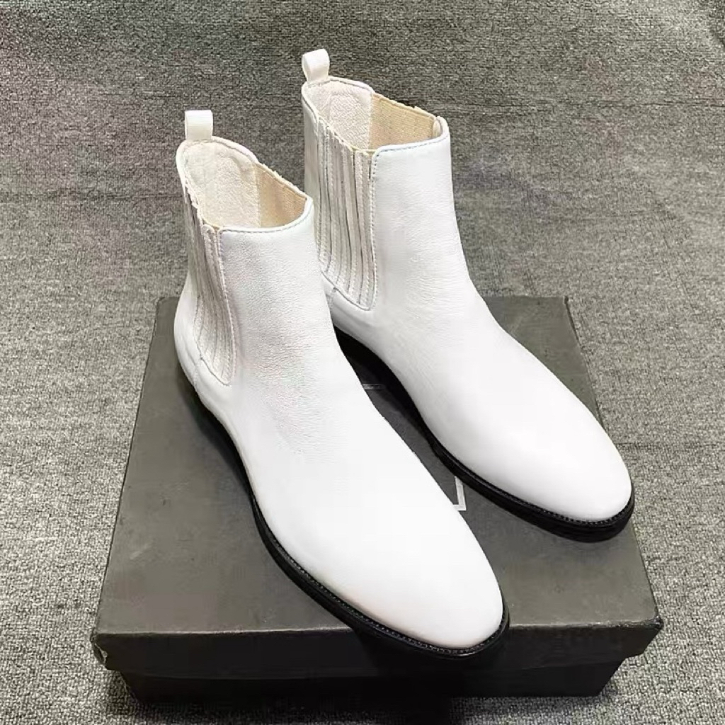Chelsea boots white rubber