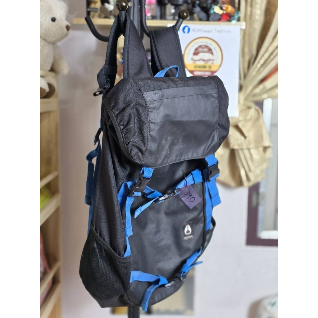 กระเป๋าเป้ nixon มือสองตู้ญี่ปุ่น