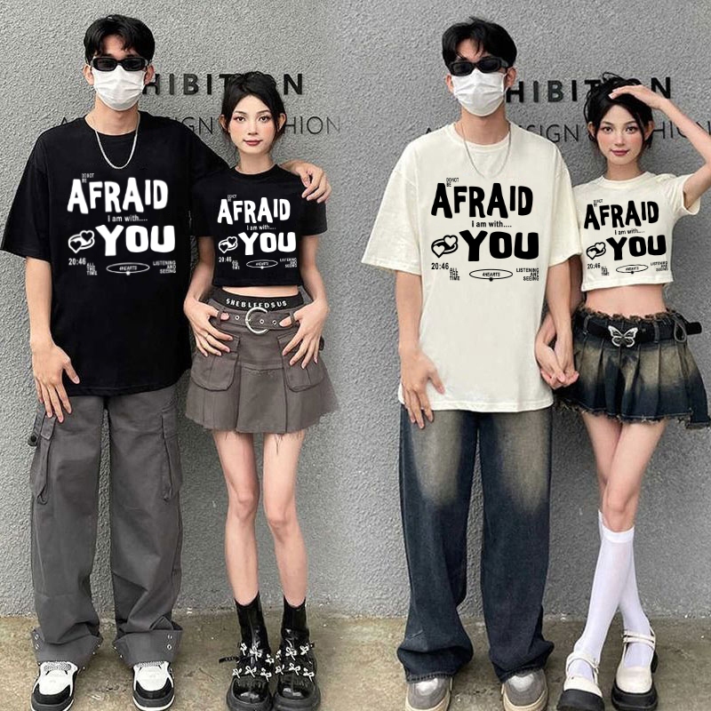 เสื้อคู่กับแฟนผู้ชายและผู้หญิง เนื้อผ้าดีใส่สบาย แบบเรียบง่าย สําหรับผู้หญิง เสื้อครอปแขนสั้น สไตล์เกาหลี สกรีนลายวินเทจ