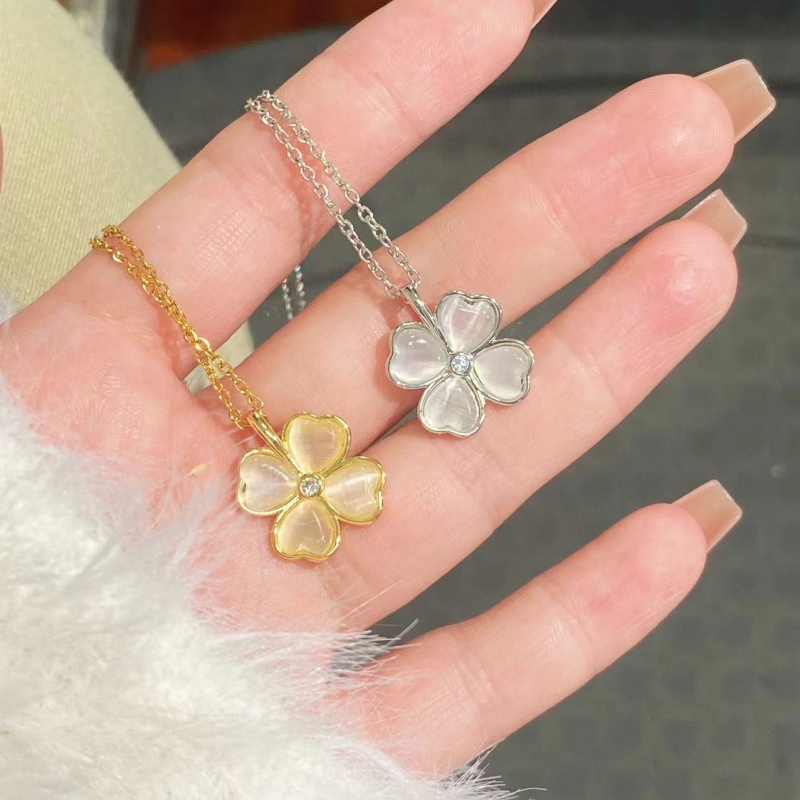 จี้สร้อยคอใบโคลเวอร์ 4 แฉก (Clover) หินนำโชคความรักการงานความหวัง ความเชื่อและศรัทธาสร้อยคอสไตล์ใหม่