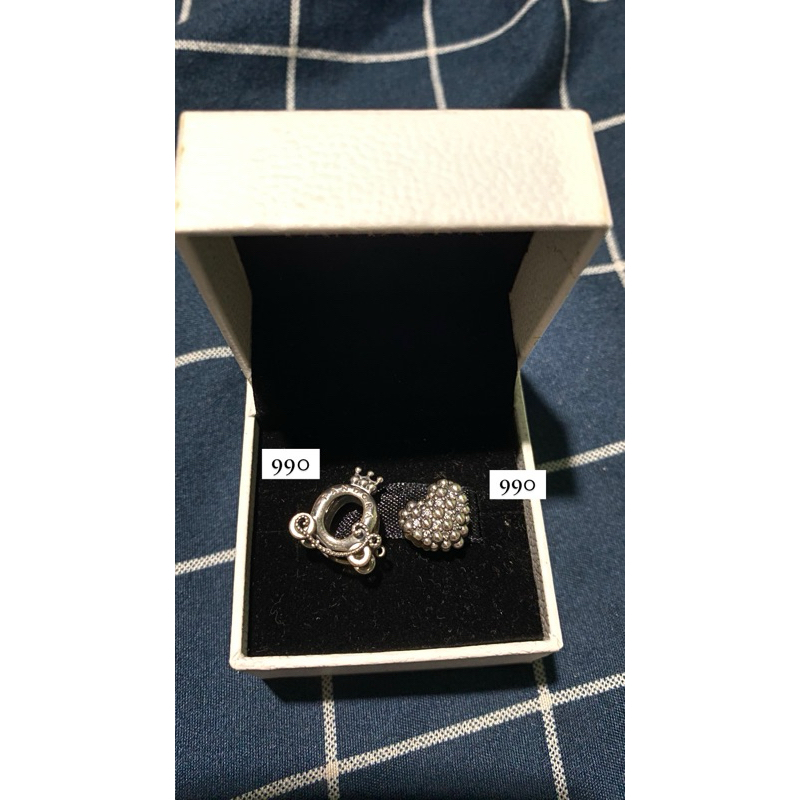 used pandora charm 💖