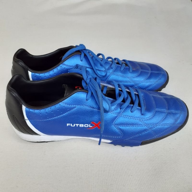 ร้องเท้าสตั๊ด ยี่ห้อ"FUTBOLX "ไซค์43
