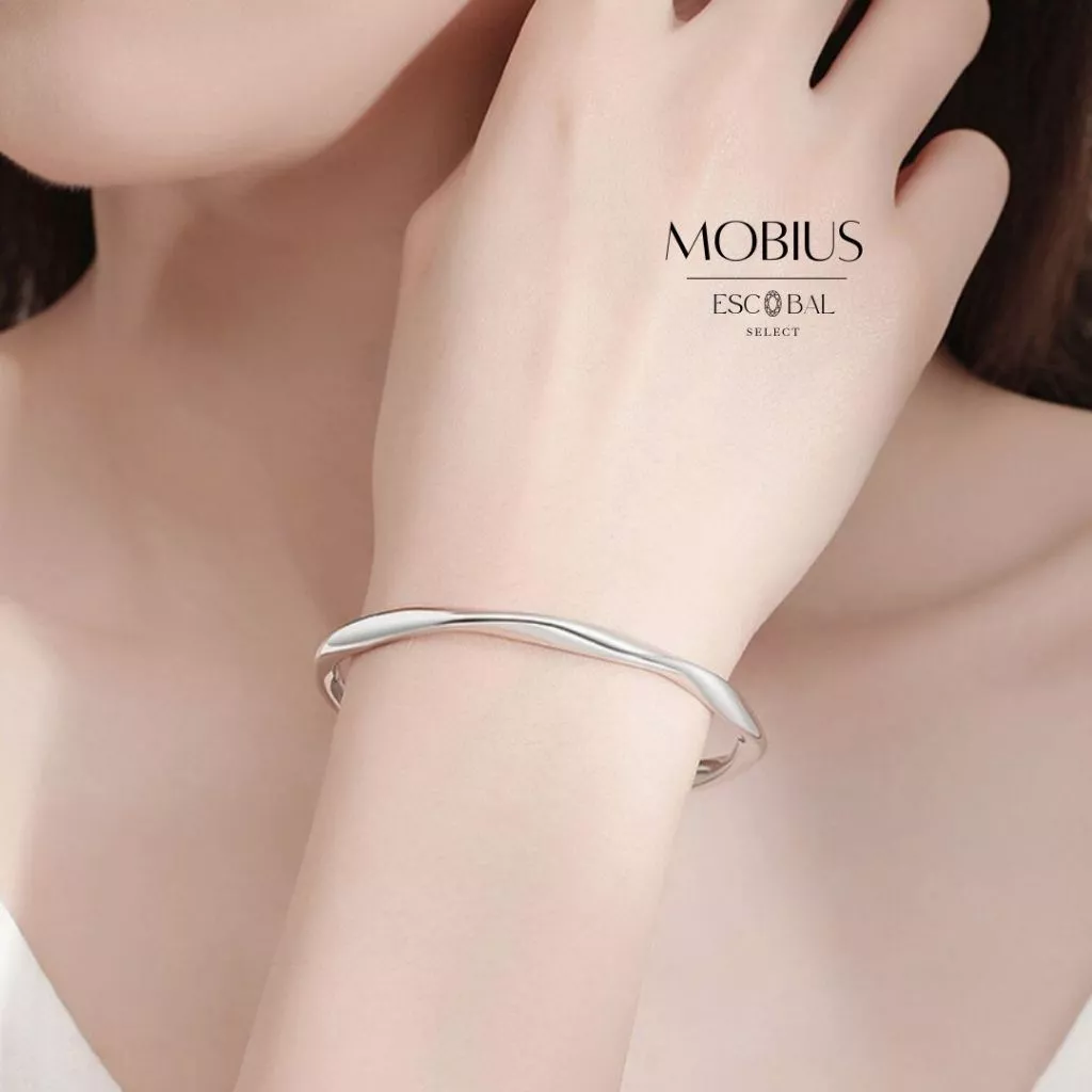 ESCOBAL กําไลเงิน Mobius สร้อยข้อมือเงิน สร้อยข้อมือผู้หญิง กำไลข้อมือ สร้อยข้อมือ วาเลนไทน์