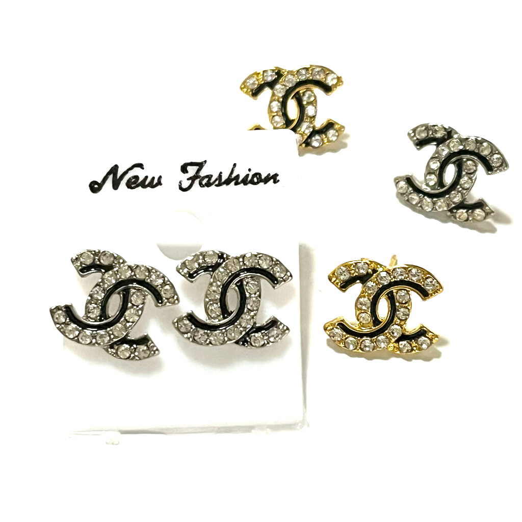 ต่างหูแฟชั่น Channels stud earrings 1 คู่