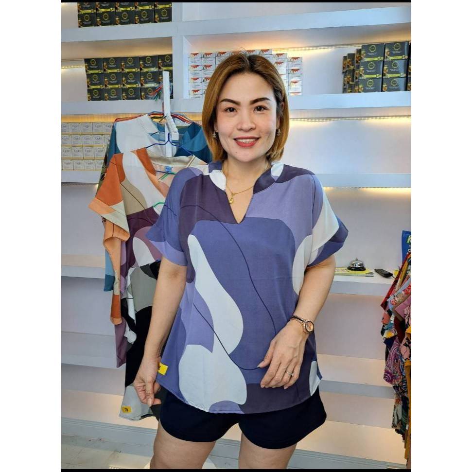 ก8//เสื้อคอจีนศิลผ้าไหมอิตาลี ฟรีไซร์38-46นิ้ว ยาว25นิ้ว หน้าผ้า46นิ้ว ราคา119บาท