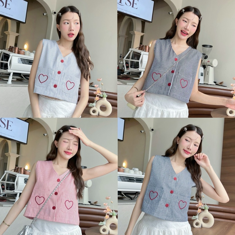 Sunny เสื้อกั๊กยีนส์ลายริ้ว ป้ายKHUN แต่งกระดุมสีแดง ปักหัวใจ เสื้อแขนกุดลายทาง