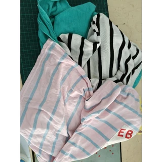 เศษผ้า ผ้าเช็ดน้ำมัน ผ้าเช็ดเครื่องจักร ผ้ายังไม่ได้ตัด เสื้อเป็นตัวๆเลย 1Kg