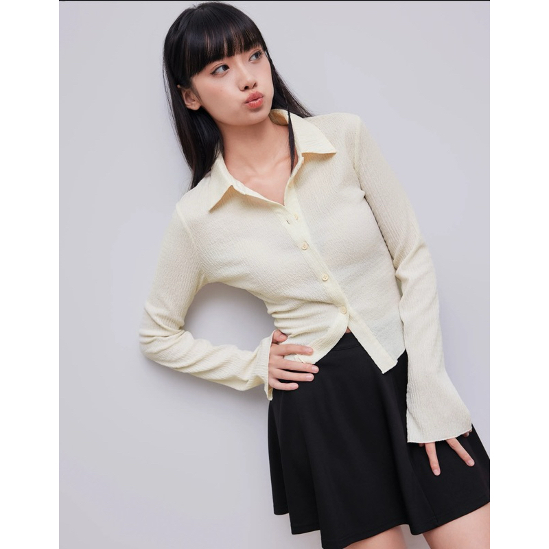 เสื้อเชิ้ต cider เข้ารูปสีครีม size xs