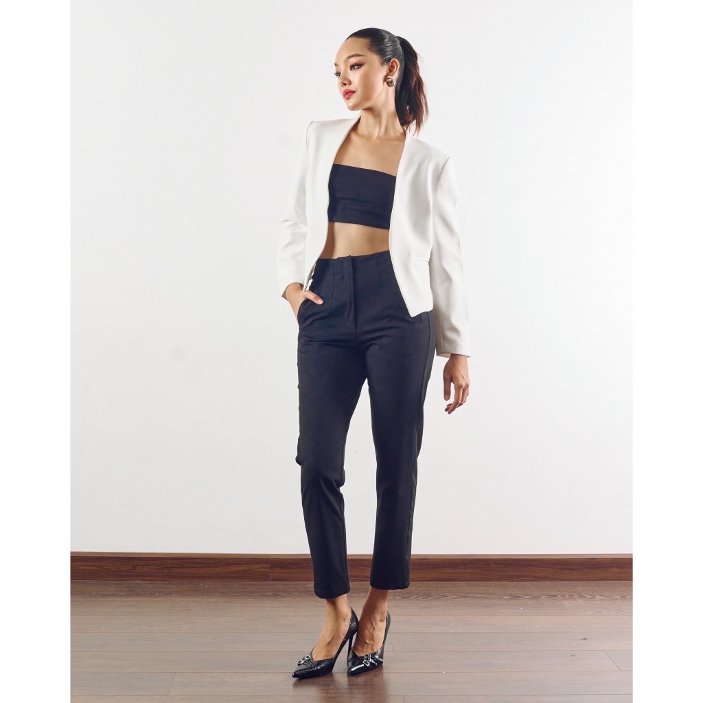 (2 ชิ้น) Collarless Blazer (White) + Slim Pants (Black)
