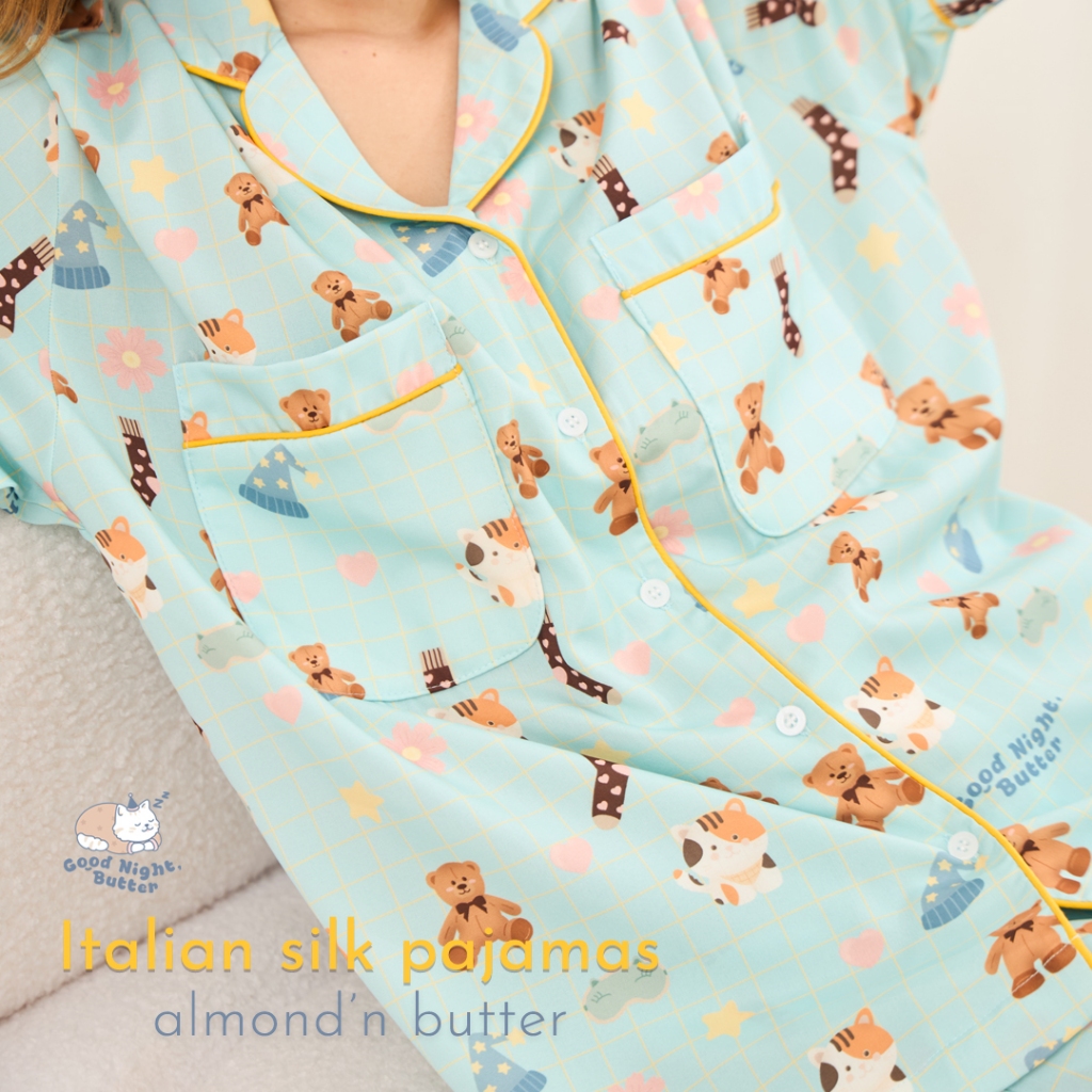 Gnight.Butter Pajamas l ชุดนอนสีฟ้า ลายหมีแมว กันโป๊โนบราได้ ไม่ต้องรีด (มีไซส์ใหญ่)