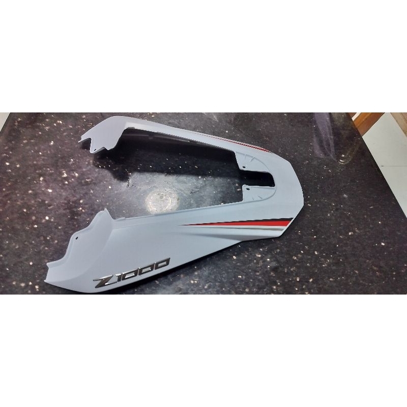 ท้ายz1000 2013 ของใหม่ เบิก พร้อมสติ๊กเกอร์