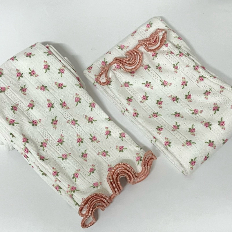 Rose Collection ปอกเเขนผ้าพอยต์เทล นิต พิมพ์ลายดอกกุหลาบ ขอบคลื่นสีโอลด์โรส