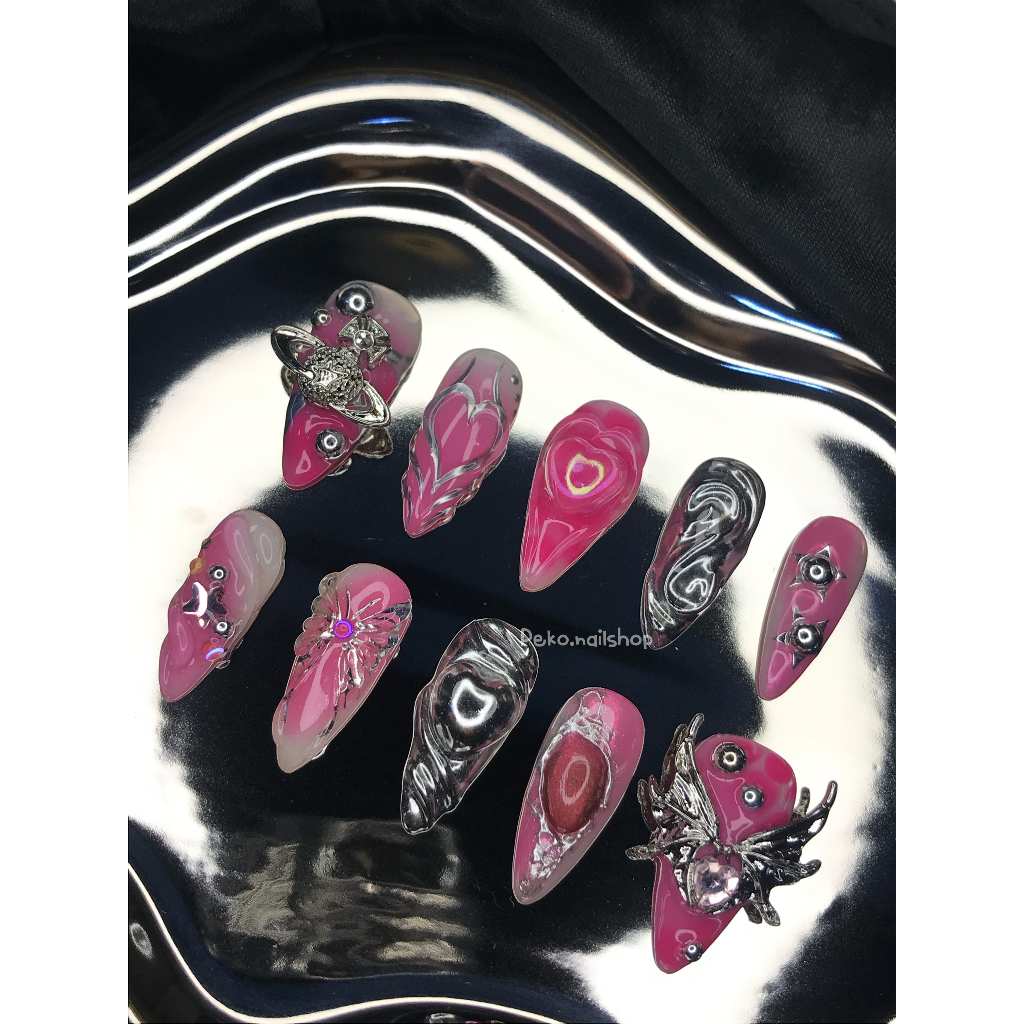 pinky y2k press on nails