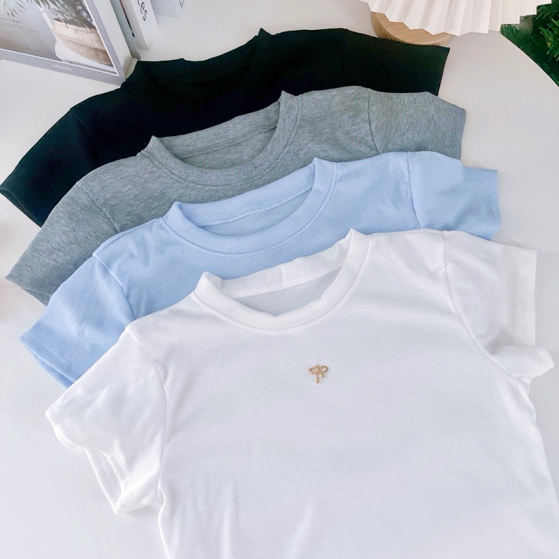 Diiz’s เสื้อครอบ คอกลม แขนสั้น ผ้าร่องRib แต่งอะไหล่โบว์