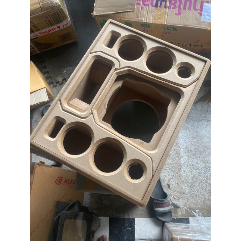 ตู้ลำโพงงานดิบ  ดอก8นิ้ว 1ดอก 4นิ้ว 4ดอหแหชม2ดอก