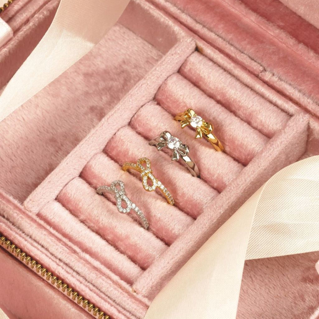 Bowie Ring แหวนประดับรูปโบว์