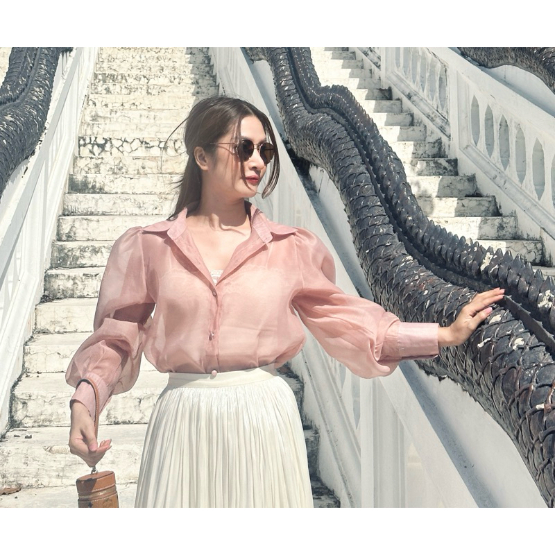 เสื้อซีทรูกระดุมปั้ม แขนตุ๊กตา ผ้าแก้วเนื้อดี งานสวยไฮโซ