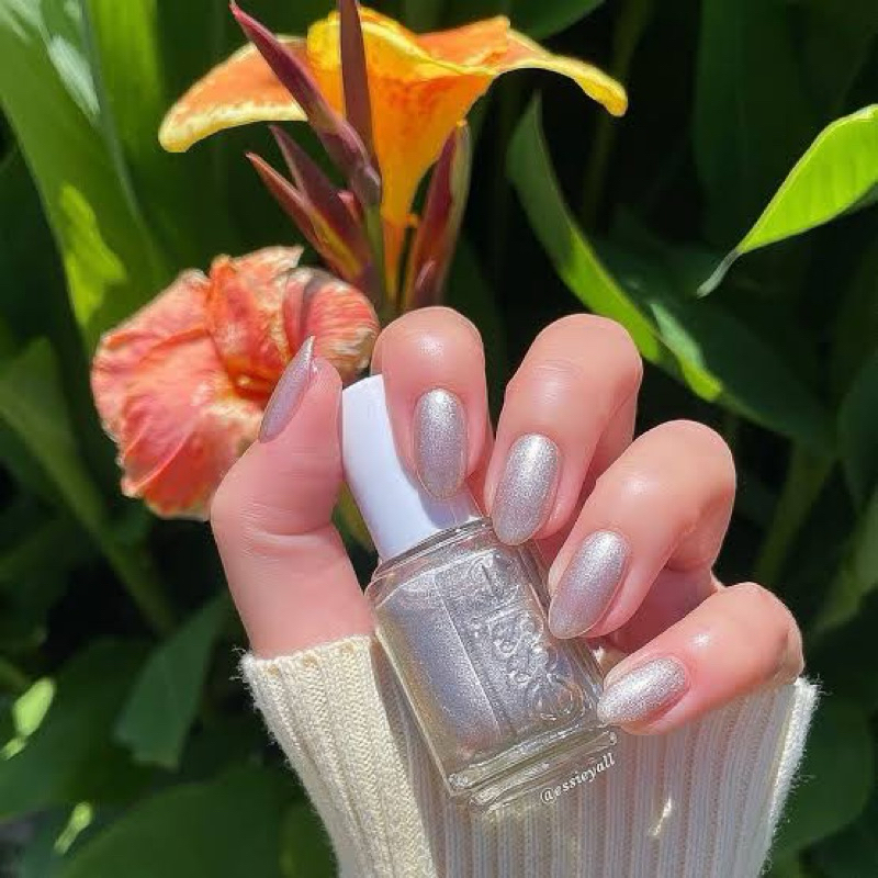 พร้อมส่ง Essie  สี It’s all bright สีแชมเปญเมทัลลิค ดูแพง quiet luxury  แท้ 💯%