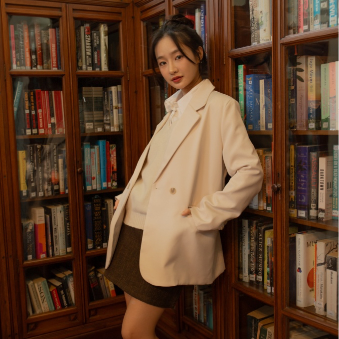 avo fallin blazer 890.-   เบลเซอร์แชทแตกสุดๆตั้งแต่ลงรูป เบลเซอร์รุ่นนี้ผ้าดีจริงๆทุกคนน