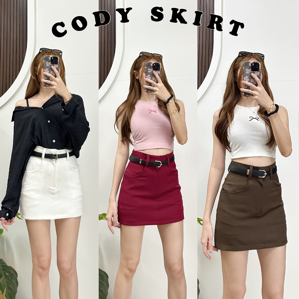 CODY SKIRT กระโปรงสั้น ปักโบว์กระเป๋าหลัง ผ้าบาร์บี้เปเป้
