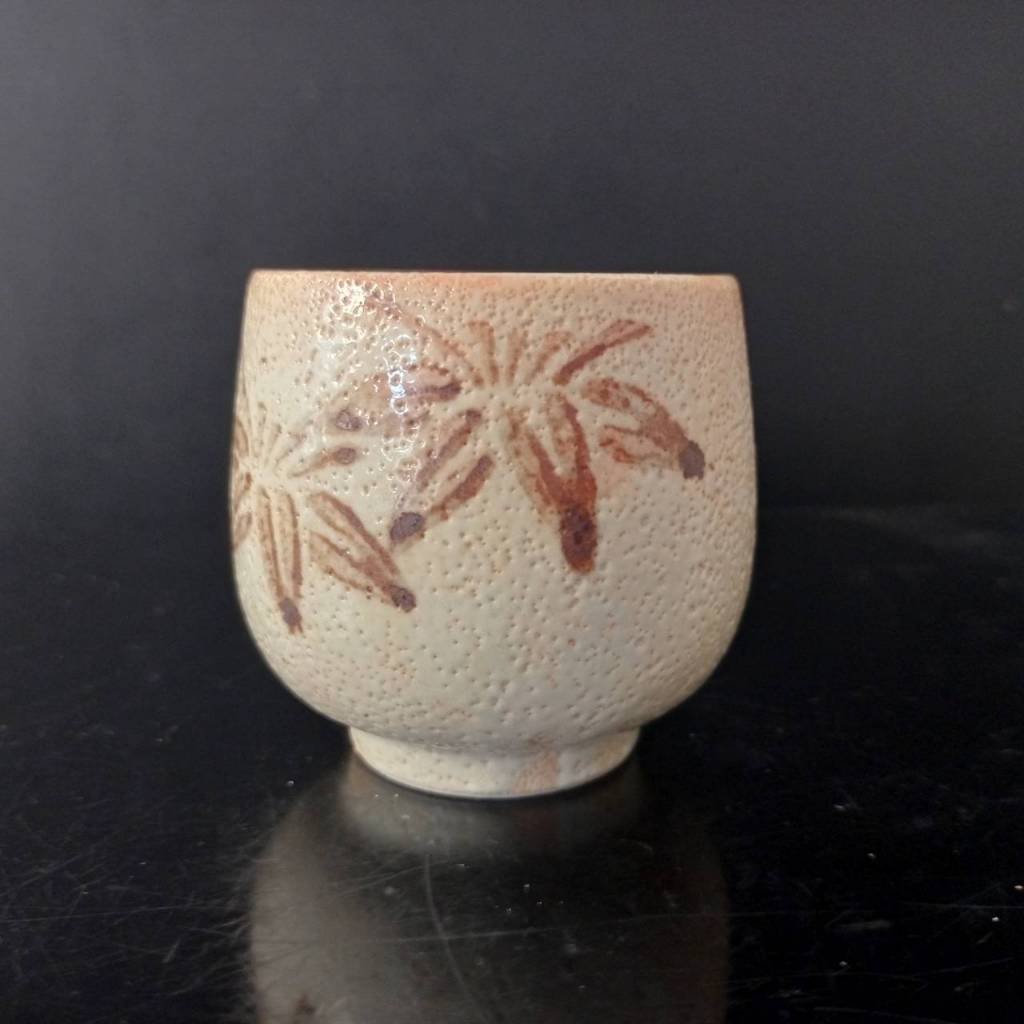 แก้วชา Teapot Kyusu Takoname Kyushu Shino Ware Tea   จุ 70 ml มี 5 ใบ  สีเปลือกไข่(แบบดั้งเดิม)