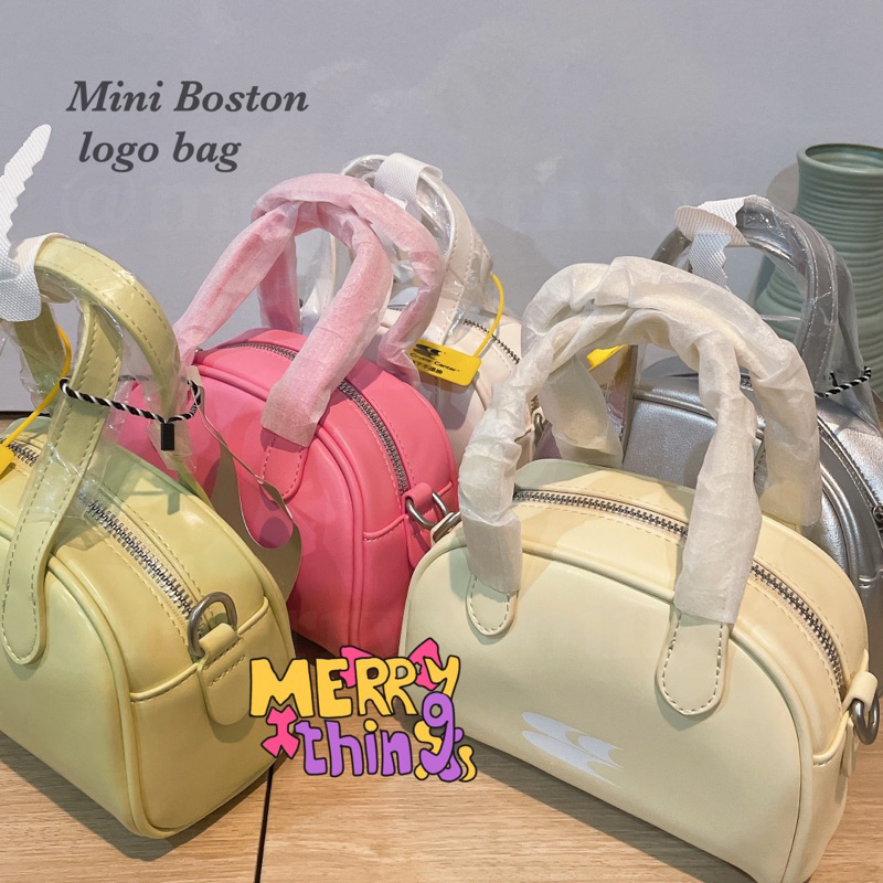 พร้อมส่ง🏄🏻‍♀️ Crying Center mini logo bag กระเป๋ามินิ (ใช้โค้ดลด 20% max 1,000) (มีหลายสี)⛷️ จากช็อปแท้💯