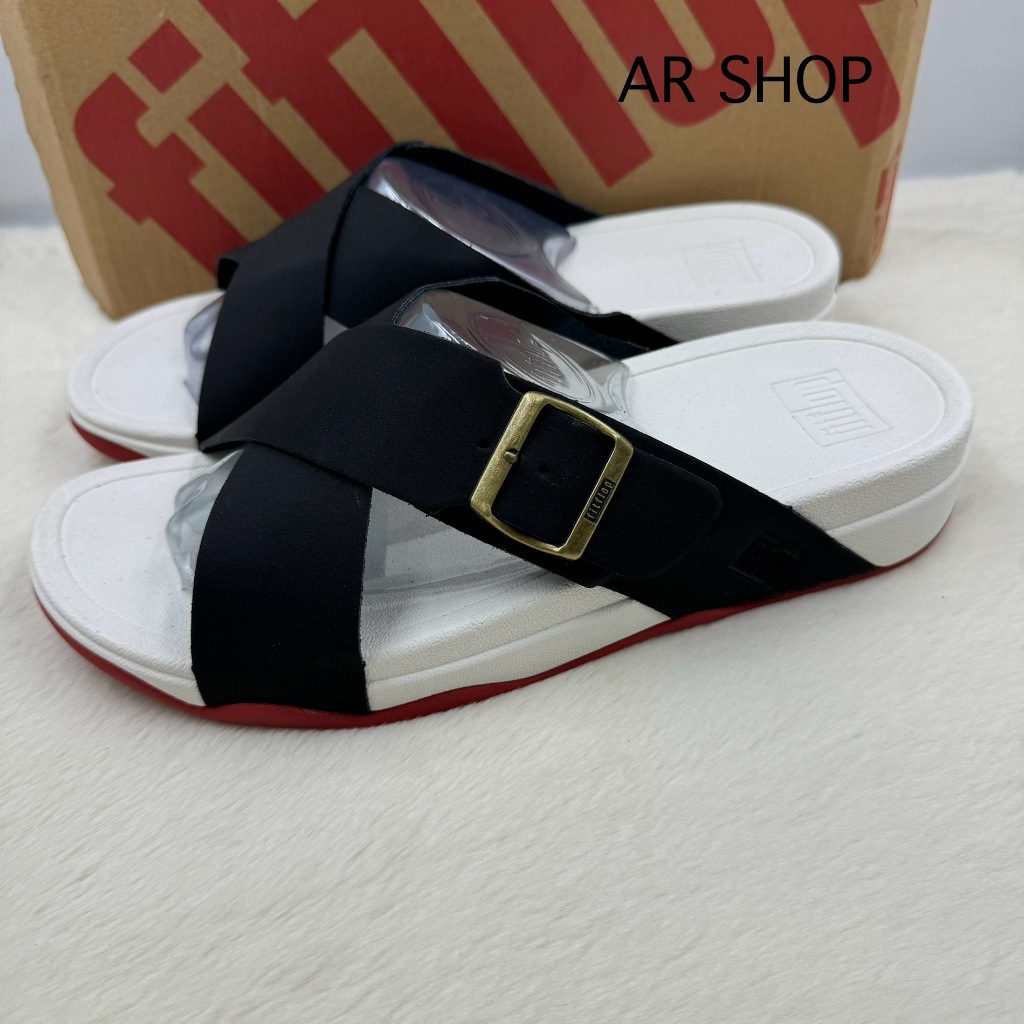 รองเท้าแตะแบบสวม Fitflop สำหรับผู้ชายมาใหม่ สายนิ่มมากใส่สบายไม่เจ็บเท้าใส่ทน และมีความแข็งแรงไม่ขาดง่ายค่ะ