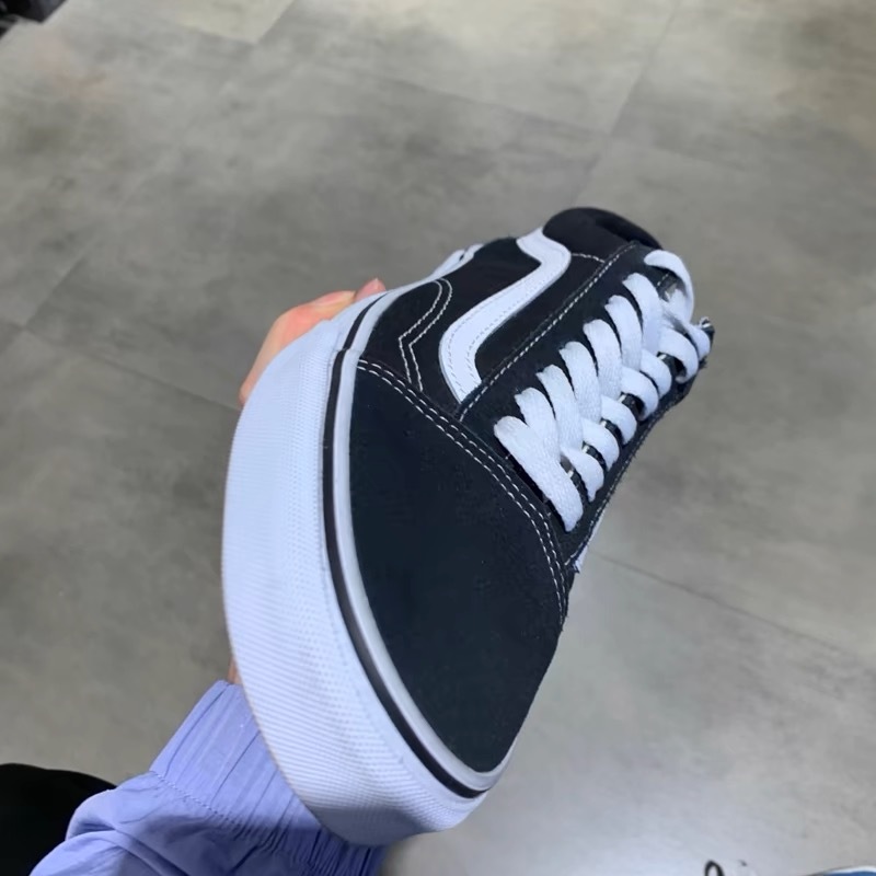 ของแท้💯% Vans Old Skool Black checkerboard รองเท้าผ้าใบลำลองและสบายสำหรับผู้ชายและผู้หญิง