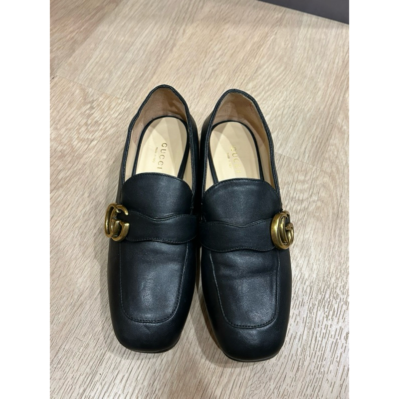 Used like new gu cci ส้นเตี้ย แท้💯 sz.35 (22-22.5)