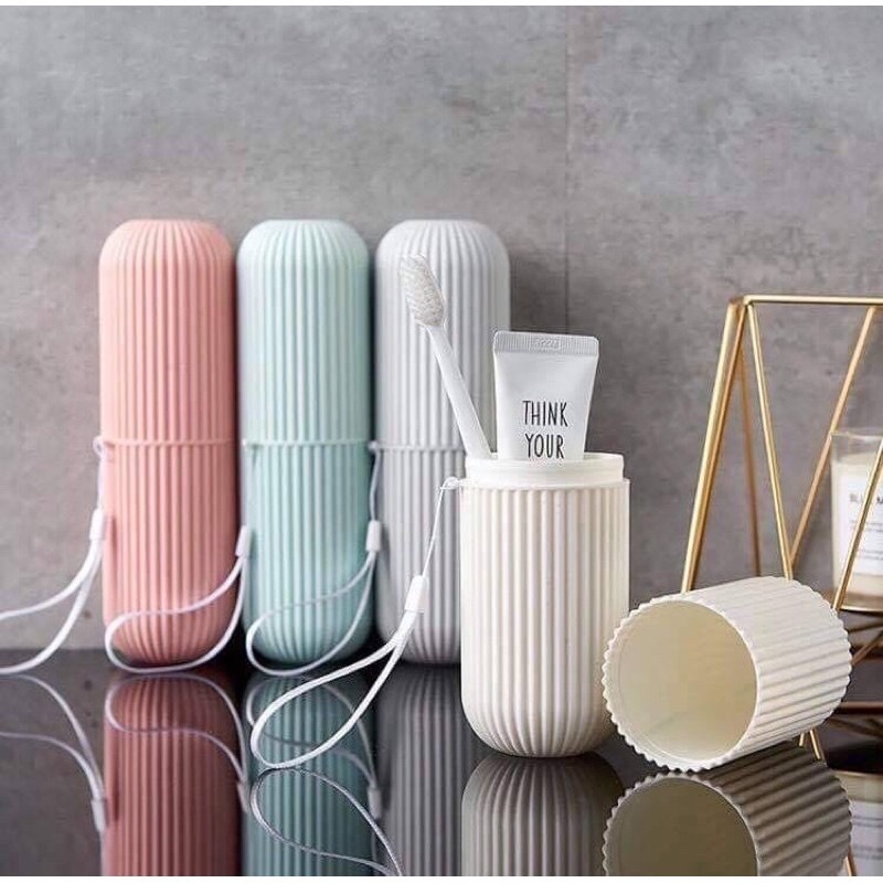 กล่องเก็บแปรงสีฟัน มี 4 สีให้เลือก สะอาด ยาสีฟันแบบพกพาได้ กล่องเก็บของ เหมาะสำหรับการเดินทาง พกพาสะดวก