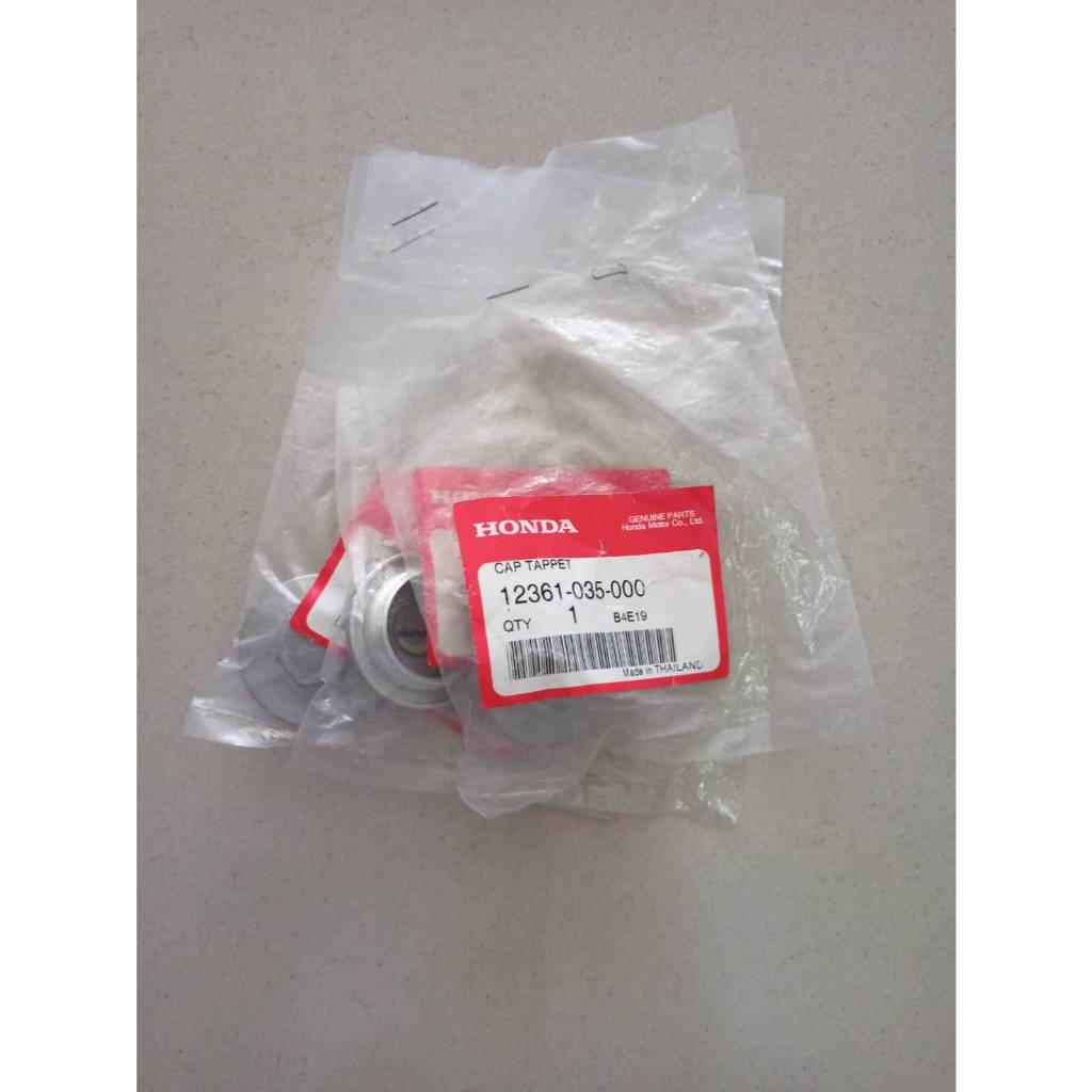 ฝาปิดช่องปรับตั้งวาล์ว เวฟ100/ดรีม100 แท้ศูนย์ฮอนด้า (ราคา/1ชิ้น) 12361-035-000