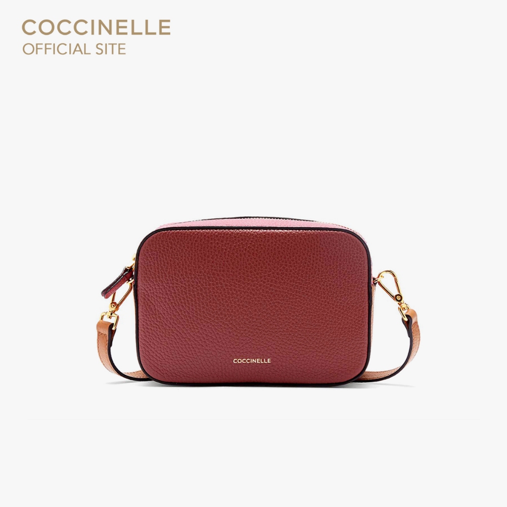 COCCINELLE กระเป๋าสะพายผู้หญิง รุ่น TEBE 55I101 สี BRANDY/ROSEWOOD/CUIR