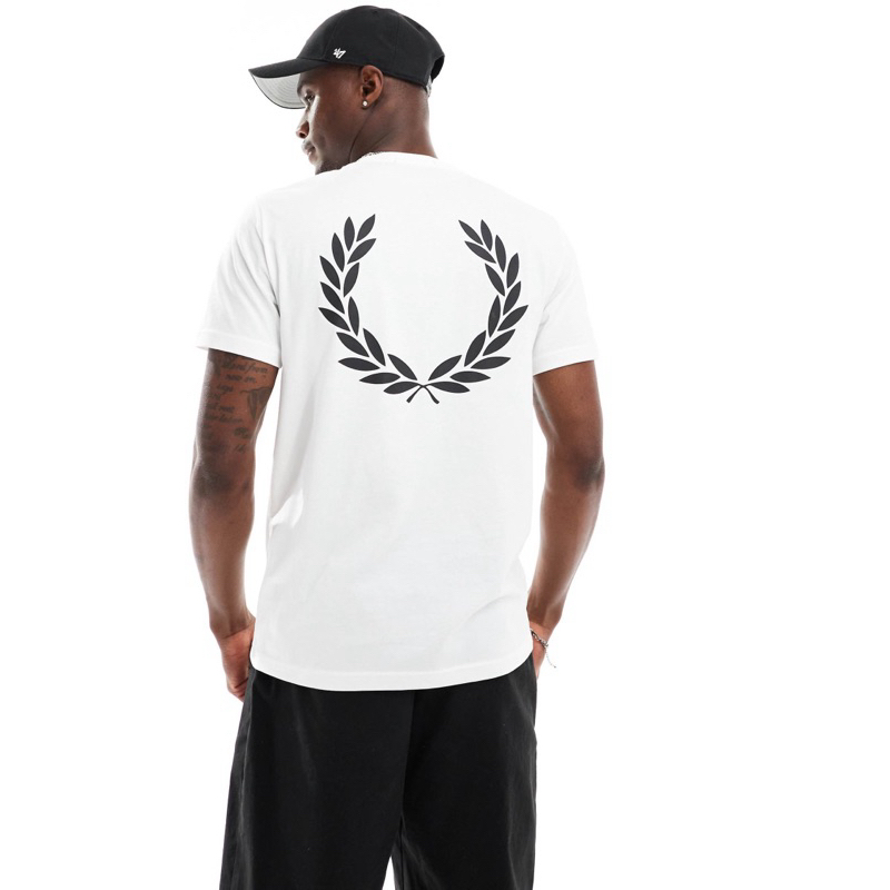 Fred Perry Rear Powder Laurel T-Shirt in White
