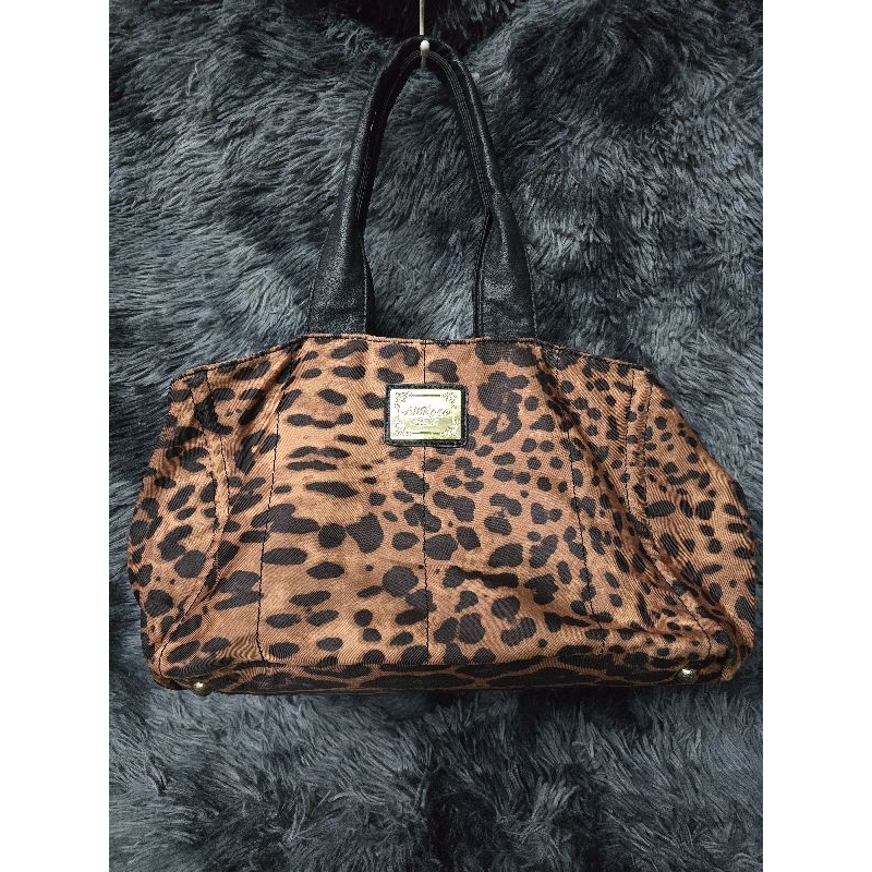 👜กระเป๋า AltRose vintege shoulderbagแท้ 18×9"ลายเสือใบใหญ่นิ่มๆเบา กระดุมข้างปรับทรงได้ อะไหล่ทอง ข้