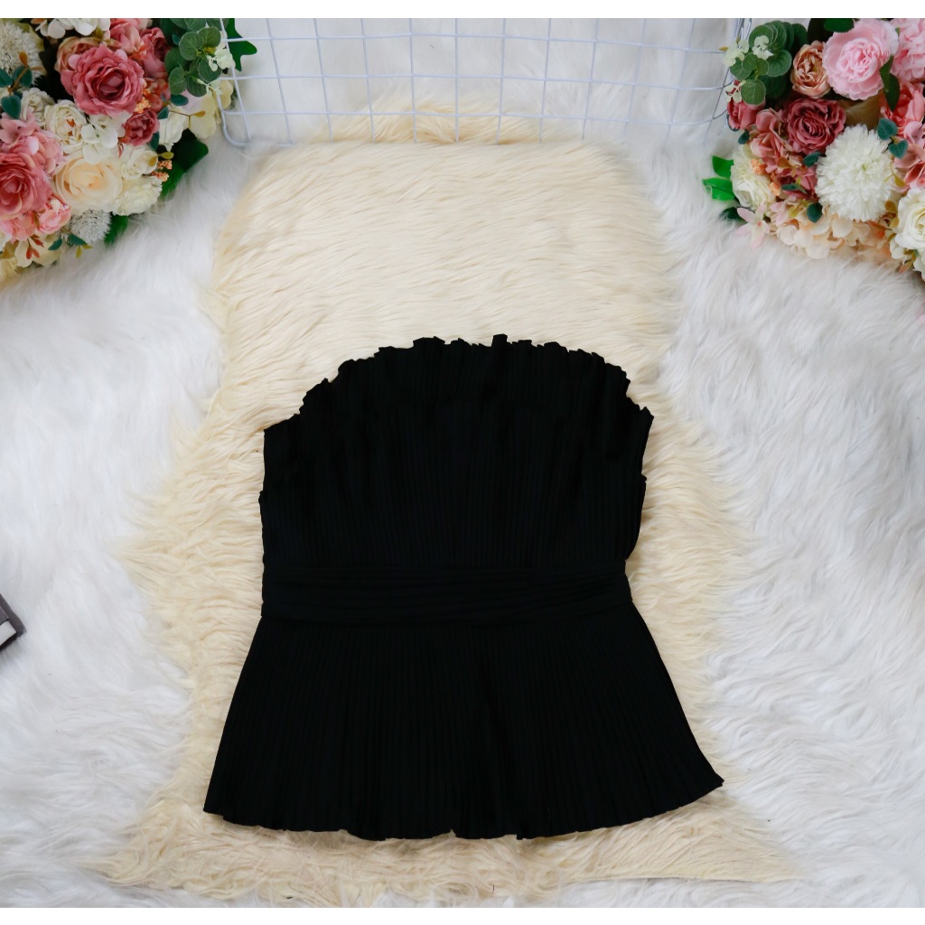 เสื้อเกาะอก ด้านบนมีซับใน สีดำ เปิดไหล่ เสื้อไม่มีแขน ผ้าโพลีเอสเตอร์ ความยาวเสื้อ=20