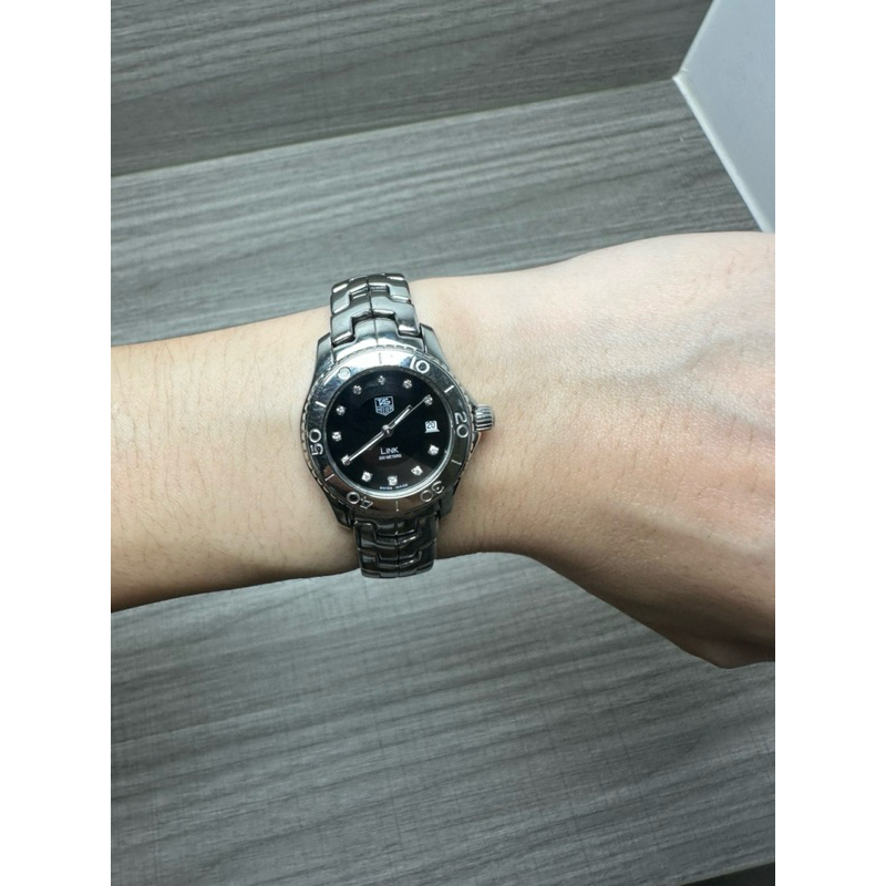 Tag Heuer Link Lady ขนาด 27mm รุ่น WJ1318-0 หน้าปัดดำหลักเพชรแท้ 11 เม็ด